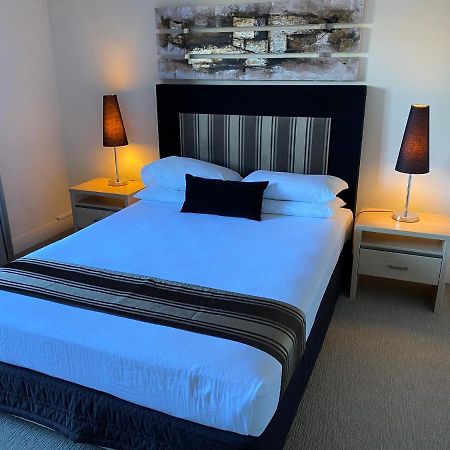Parklane Apartments Fremantle Luaran gambar