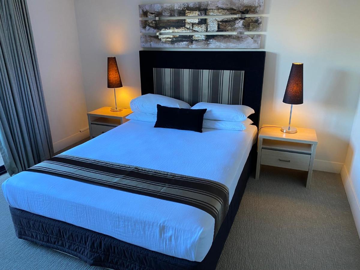 Parklane Apartments Fremantle Luaran gambar